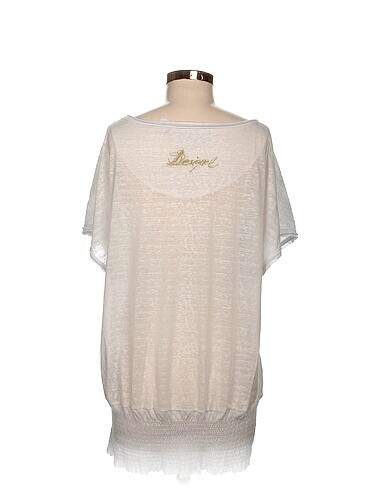 xl Beden Desigual T-shirt %70 İndirimli.