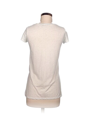 s Beden LC Waikiki T-shirt %70 İndirimli.