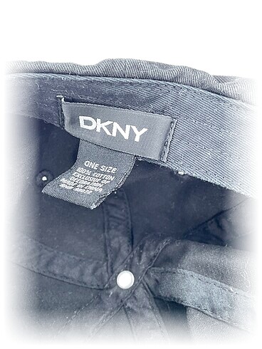 Beden DKNY Şapka %70 İndirimli.