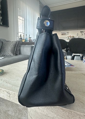 Beden Tokalı Siyah Deri Gotik Kadın Çanta