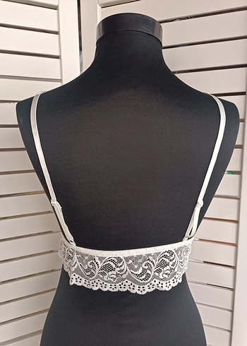 38 Beden Beyaz Dantel Bralet