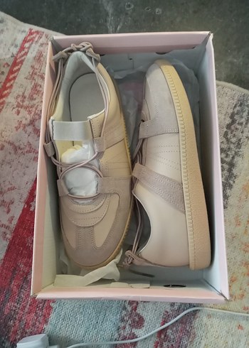 Elle Minimal Bej Sneaker