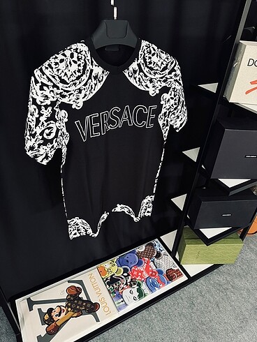Versace T-shirt