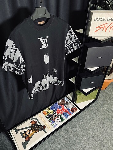 Louis Vuitton T-shirt