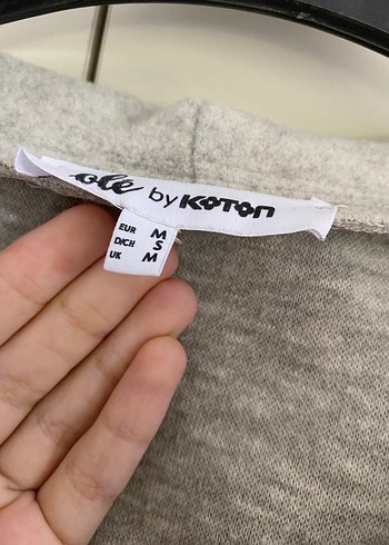 m Beden Gri Kapüşonlu ceket