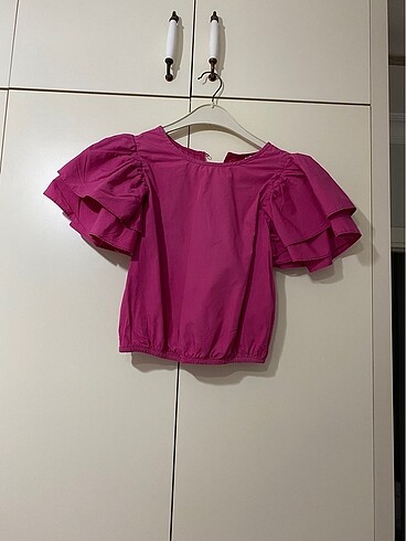 Pull bear bluz fırfırlı