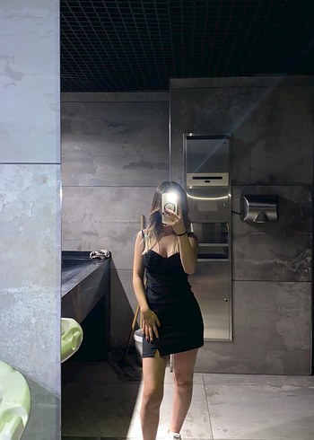 Siyah Askılı Mini Elbise