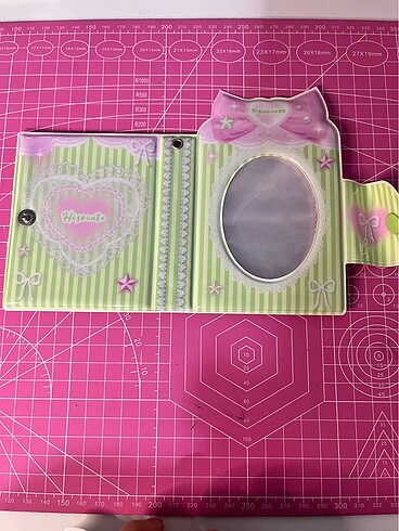 Çıtçıtlı yeşil kurdele binder