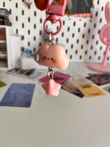 Pembe bulut Charm