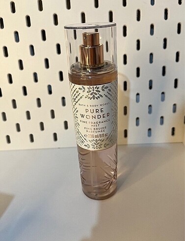 Bath & body works vücut spreyi