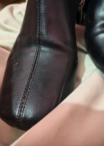 Siyah Deri Kadın Topuklu Bot - Görsel 2