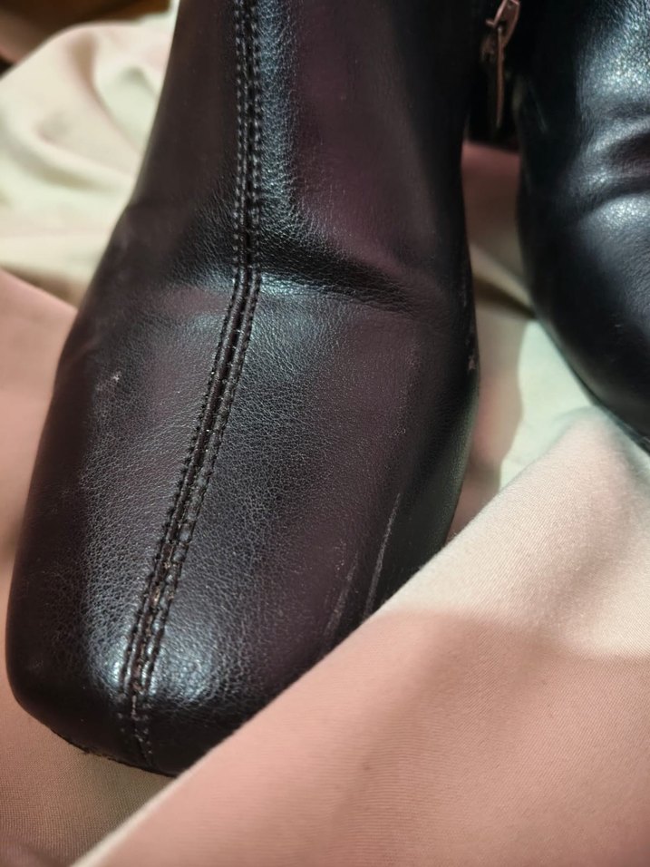 Siyah Deri Kadın Topuklu Bot - Görsel 2