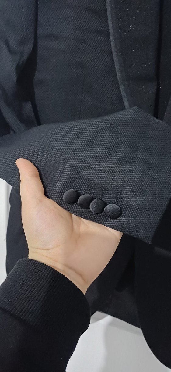 Düğmeli Siyah Erkek Takım - Görsel 3