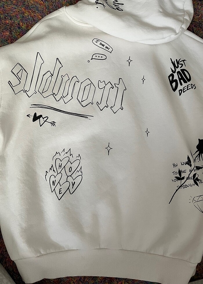 Bershka sweatshirt - Görsel 3