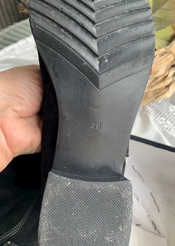 Siyah Süet Tokalı uzun Kadın Çizme - Görsel 4