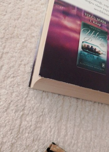 Alexandra Bracken'tan İki Roman Seti - Görsel 3