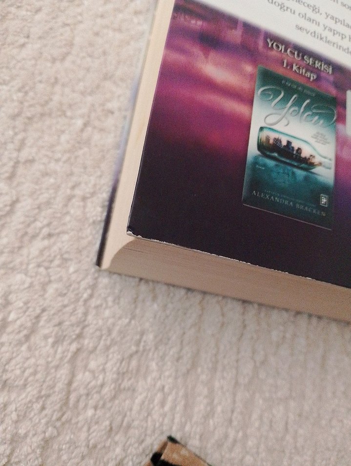 Alexandra Bracken'tan İki Roman Seti - Görsel 3