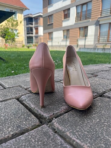 36 Beden Topuklu Ayakkabı