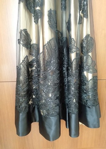 Dantel Detaylı Uzun Siyah Kadın Abiye Elbise - Görsel 4