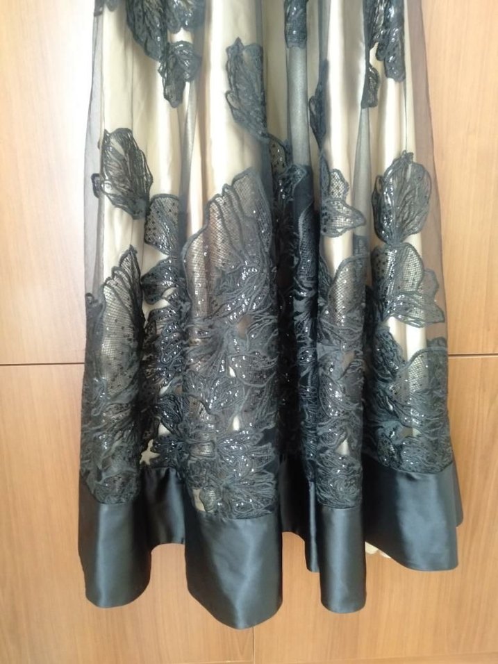 Dantel Detaylı Uzun Siyah Kadın Abiye Elbise - Görsel 4