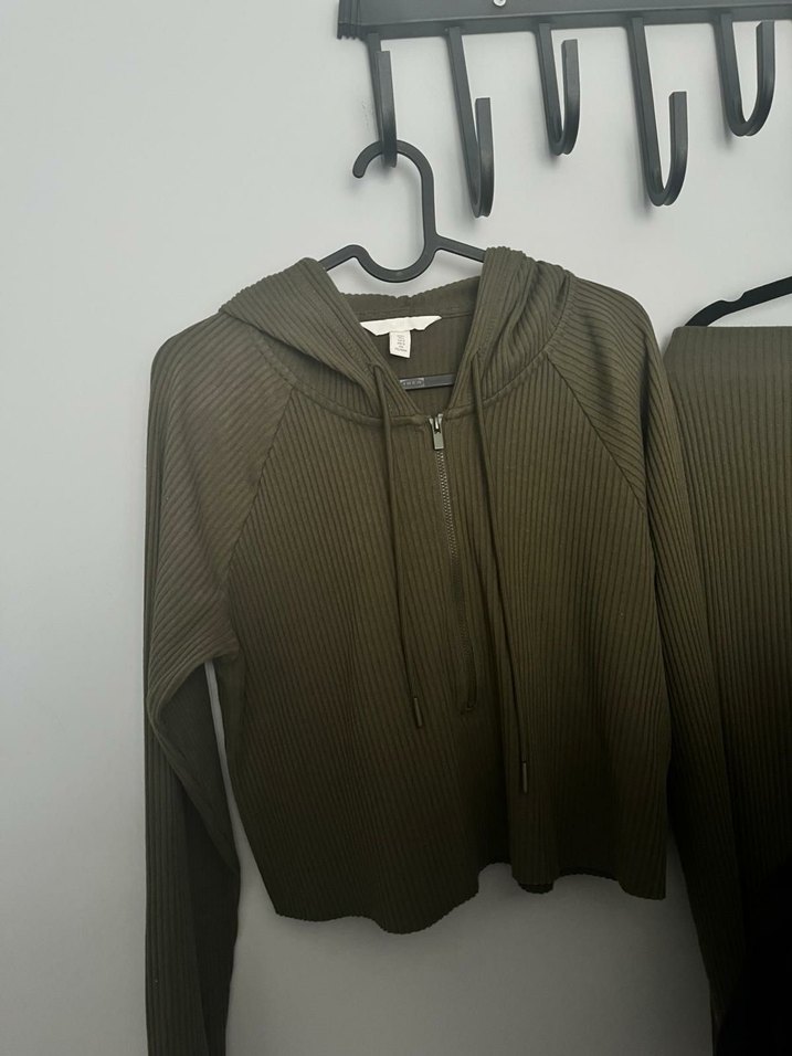 H&M Kadın Haki Triko Etekli Takım - Görsel 2