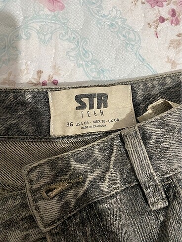stradivarius 36 beden bol kesim gri jean