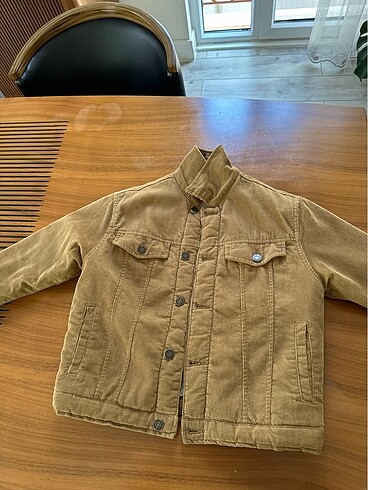 Zara Kadife içi yünlü zara erkek çocuk 8-9 yaş ceket