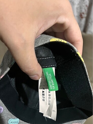 Benetton Çocuk şapka