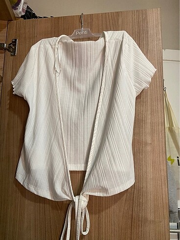 Stradivarius Bağlamalı bluz