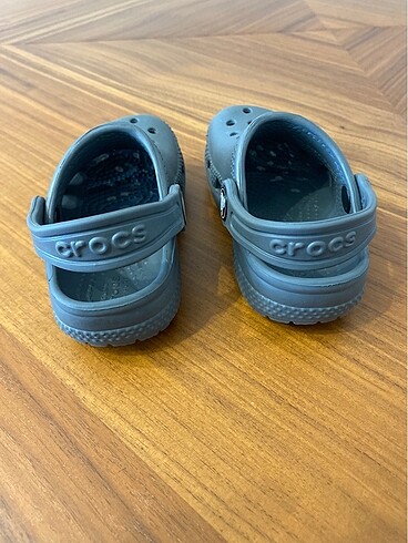 23 Beden Crocs bebek terliği