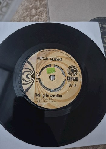 Adnan Şenses - Deli Gibi Sevdim 45'lik Plak