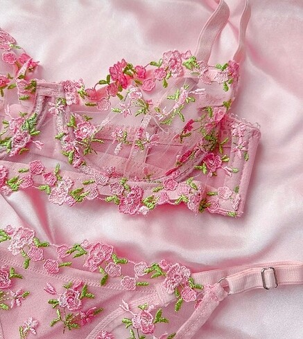 Penti Pembe floral desen bralet takım