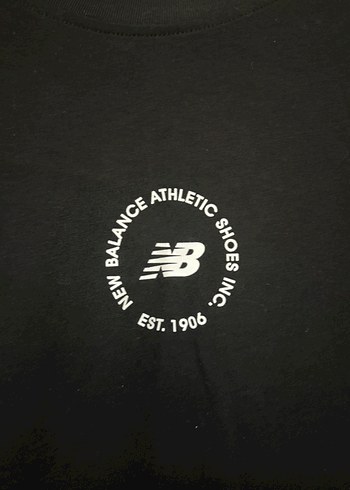 New Balance Siyah New Balance Baskılı Tişört
