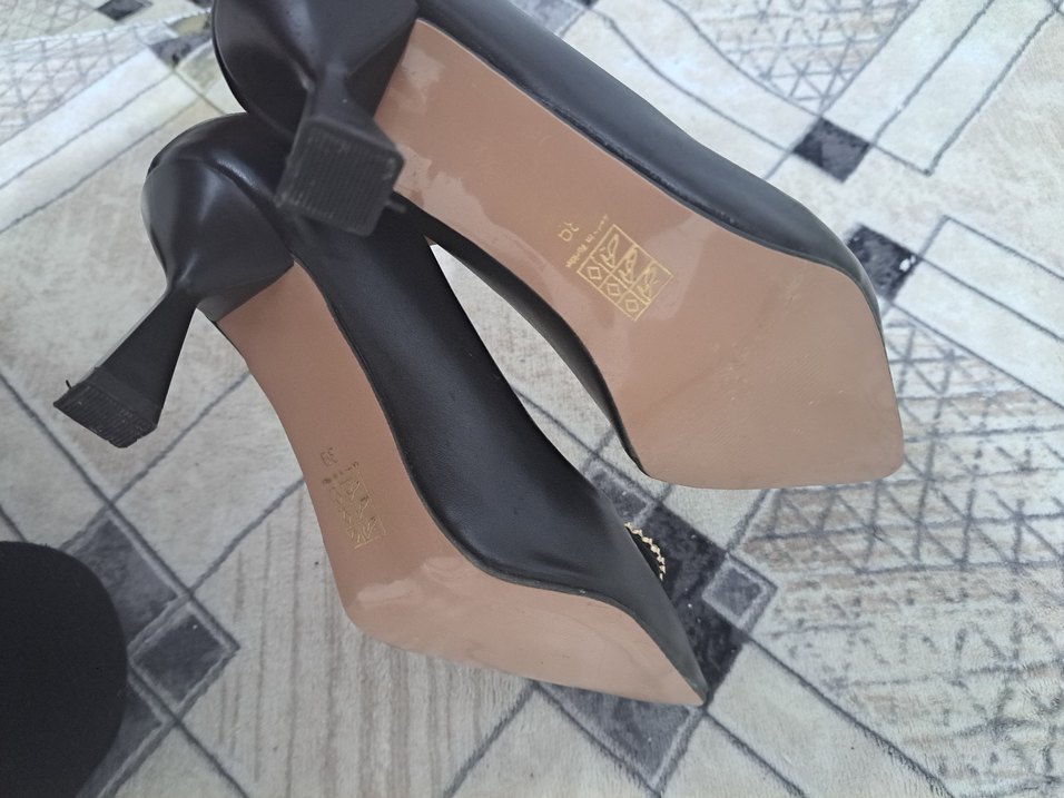 Siyah Parlak Yılan li Tokalı Stiletto - Görsel 2