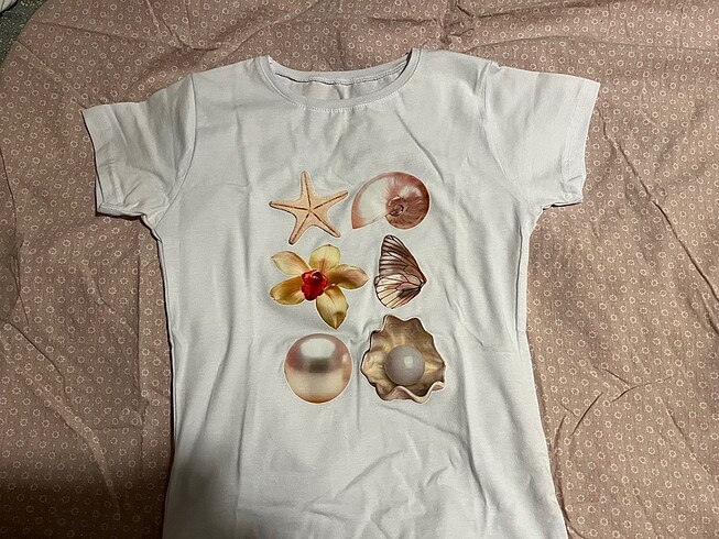 deniz kabuğu baskılı baby tee