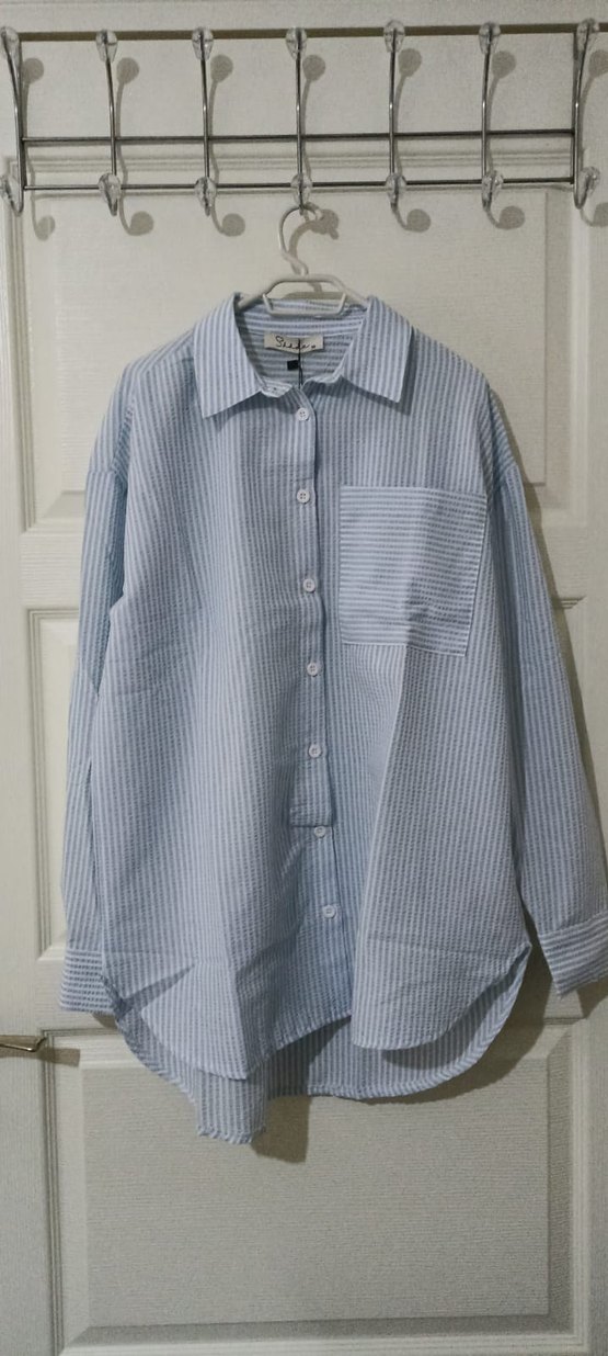 Düğmeli Mavi Çizgili Kadın Gömlek - Görsel 2