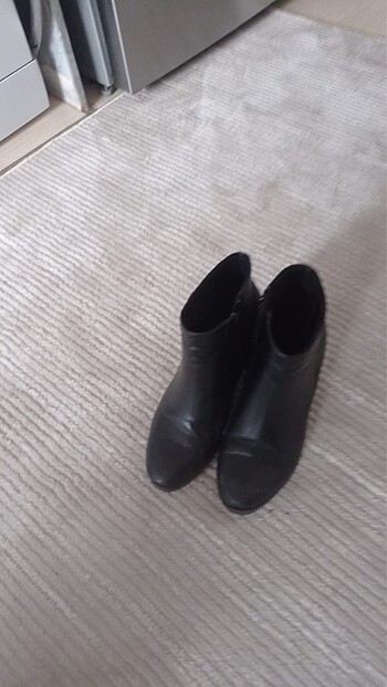 40 Beden Az kullanılmış bot . Topuk boyu 5 cm