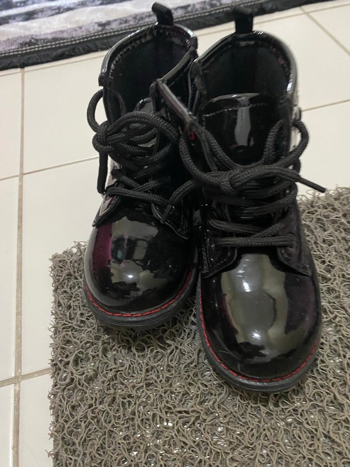 Kız Çocuk Siyah Parlak  Bot - Görsel 2