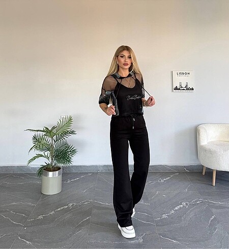 Diğer Siyah 3?lü lüks taşlı takım
