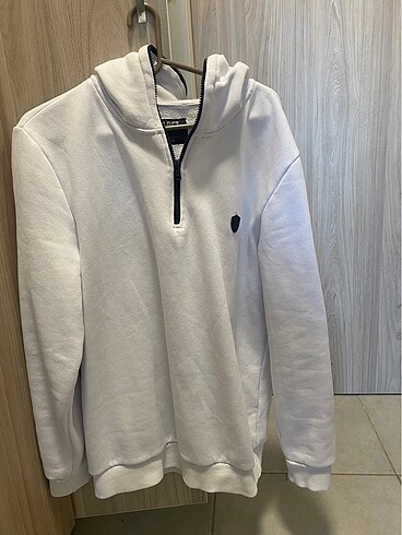 Beyaz sweatshirt