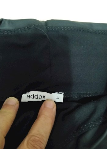 Siyah Kadın Midi Tayt Elastik Kumaş - Görsel 3