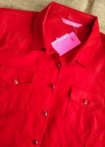 Düğmeli Kırmızı ince kadife Kadın Gömlek - Görsel 2