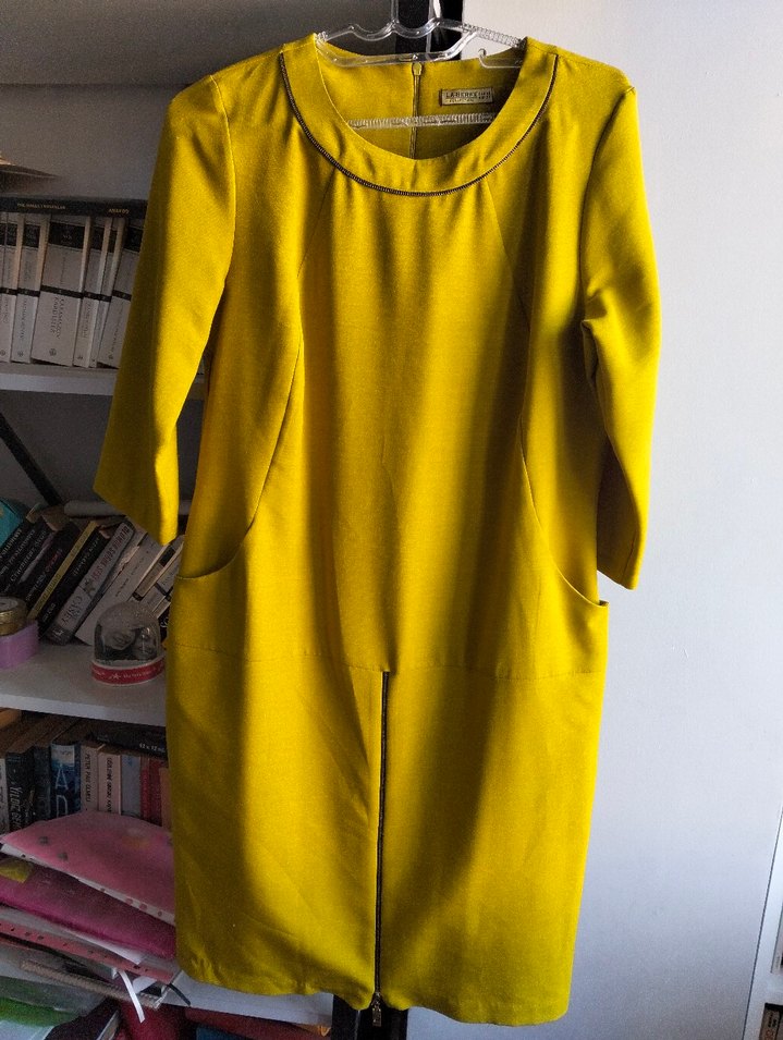 önden fermuar detaylı midi elbise - Görsel 4