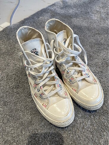 Converse