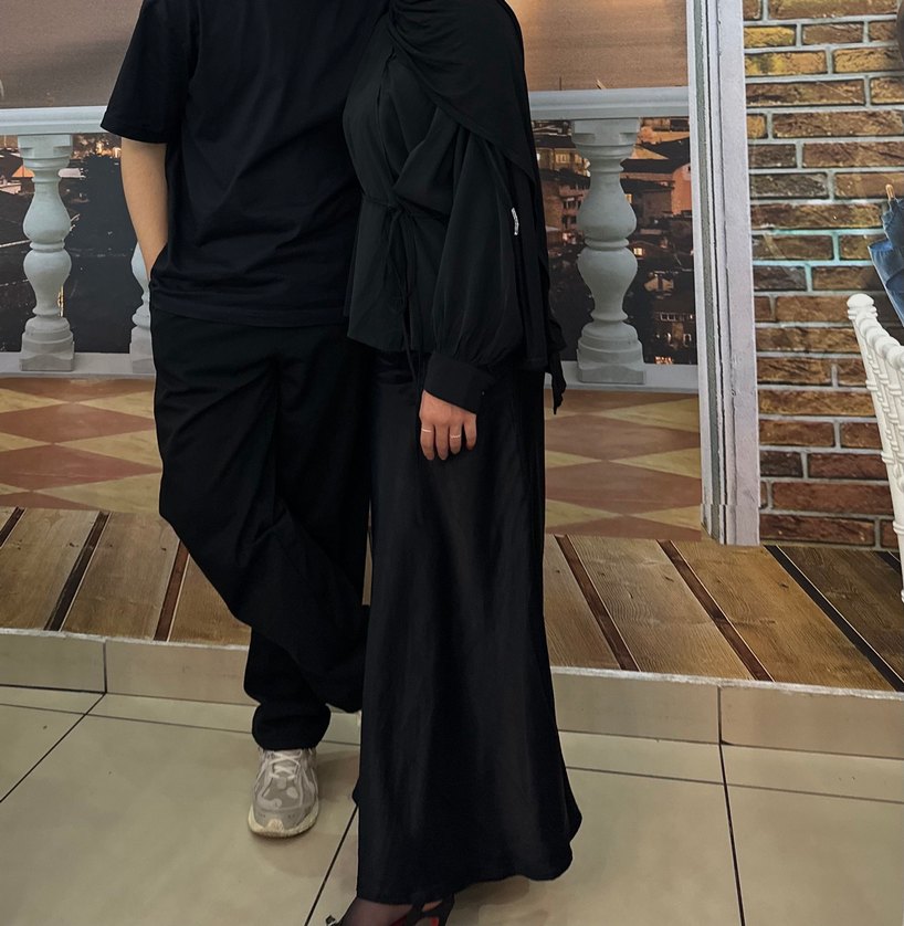 Straplez Siyah Uzun Saten etek - Görsel 2