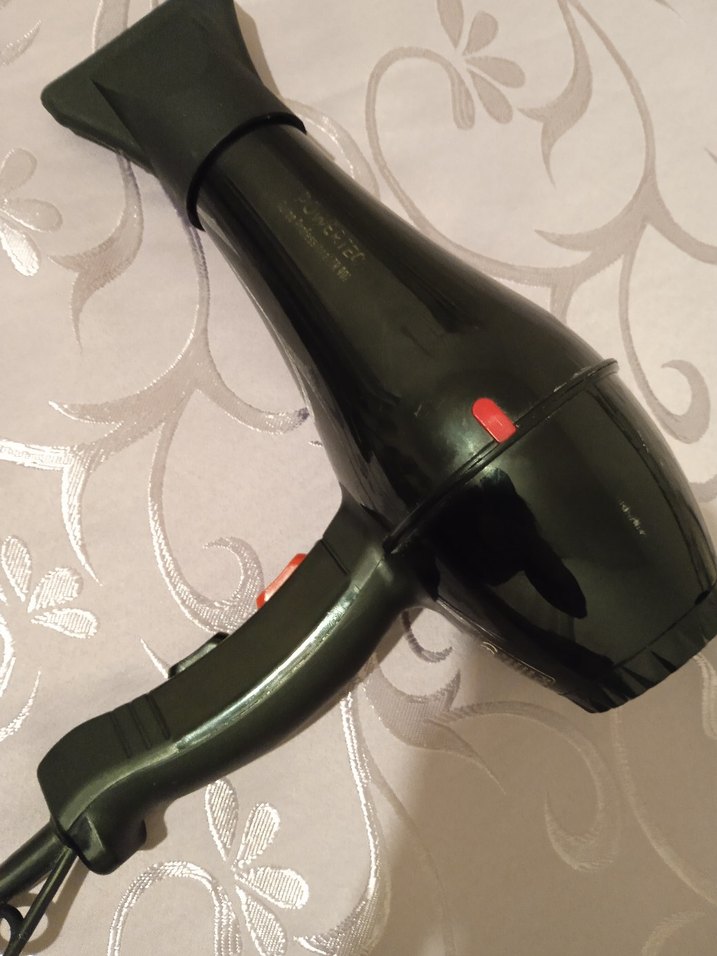 Siyah Saç Kurutma Makinesi - Görsel 3