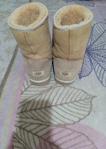 Ugg 38