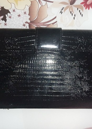 Siyah Yılan Derisi Desenli Deri Tokalı Kadın Portföy Çanta - Görsel 2