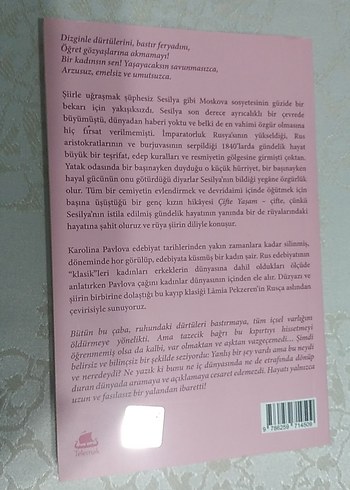Çifte Yaşam - Karolina Pavlova