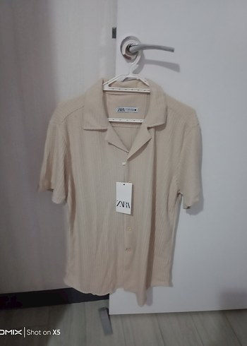 Zara Bej Keten V Yakalı erkek gömlek